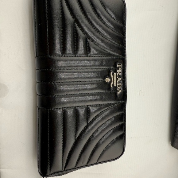 Prada Leather wallet - Picture 9 of 12